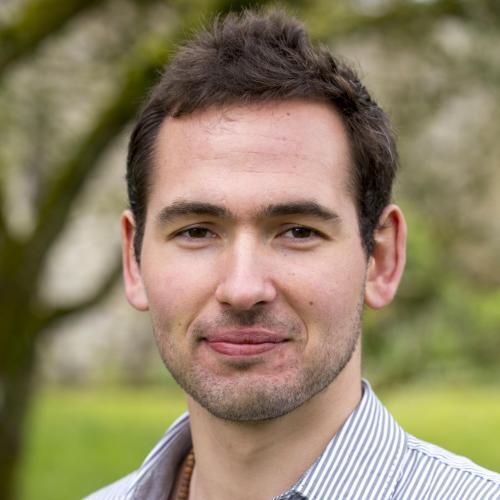 Robert Sanders Kisaco Research